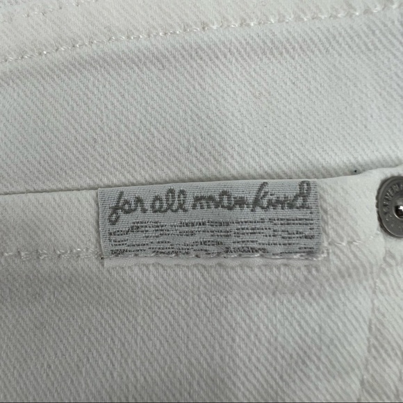 7 For All Mankind White Cut Off Distressed Denim Jean Shorts Size 26 Women’s - Picture 5 of 9